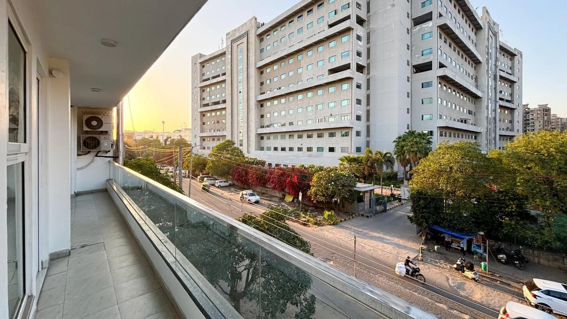 Aamantran Residency Hotel, Sohna Road, Sector 49, Gurugram Gurgaon 3*,  India