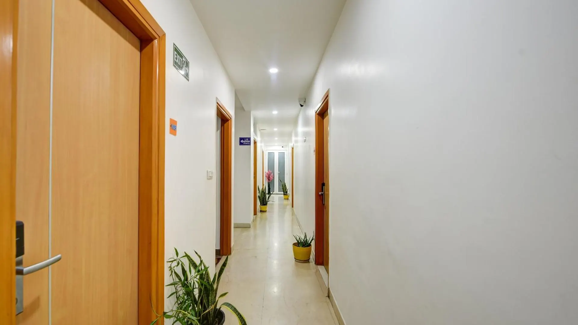 Aamantran Residency Hotel, Sohna Road, Sector 49, Gurugram Gurgaon India